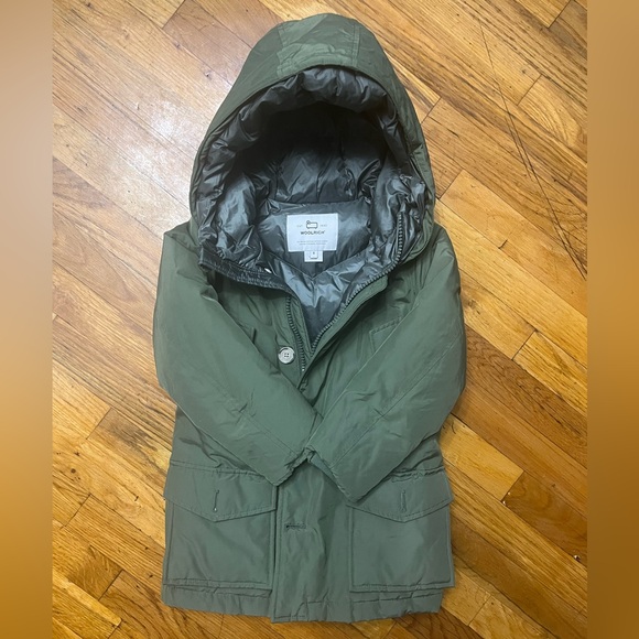 Woolrich, Boys' Insulated, Water Repellent, Down Parka in size 6 - Picture 4 of 11